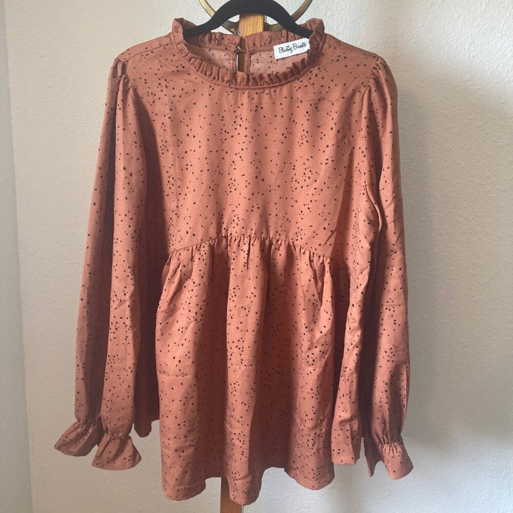 NWOT Blushing Brunette Balloon Sleeve Blouse